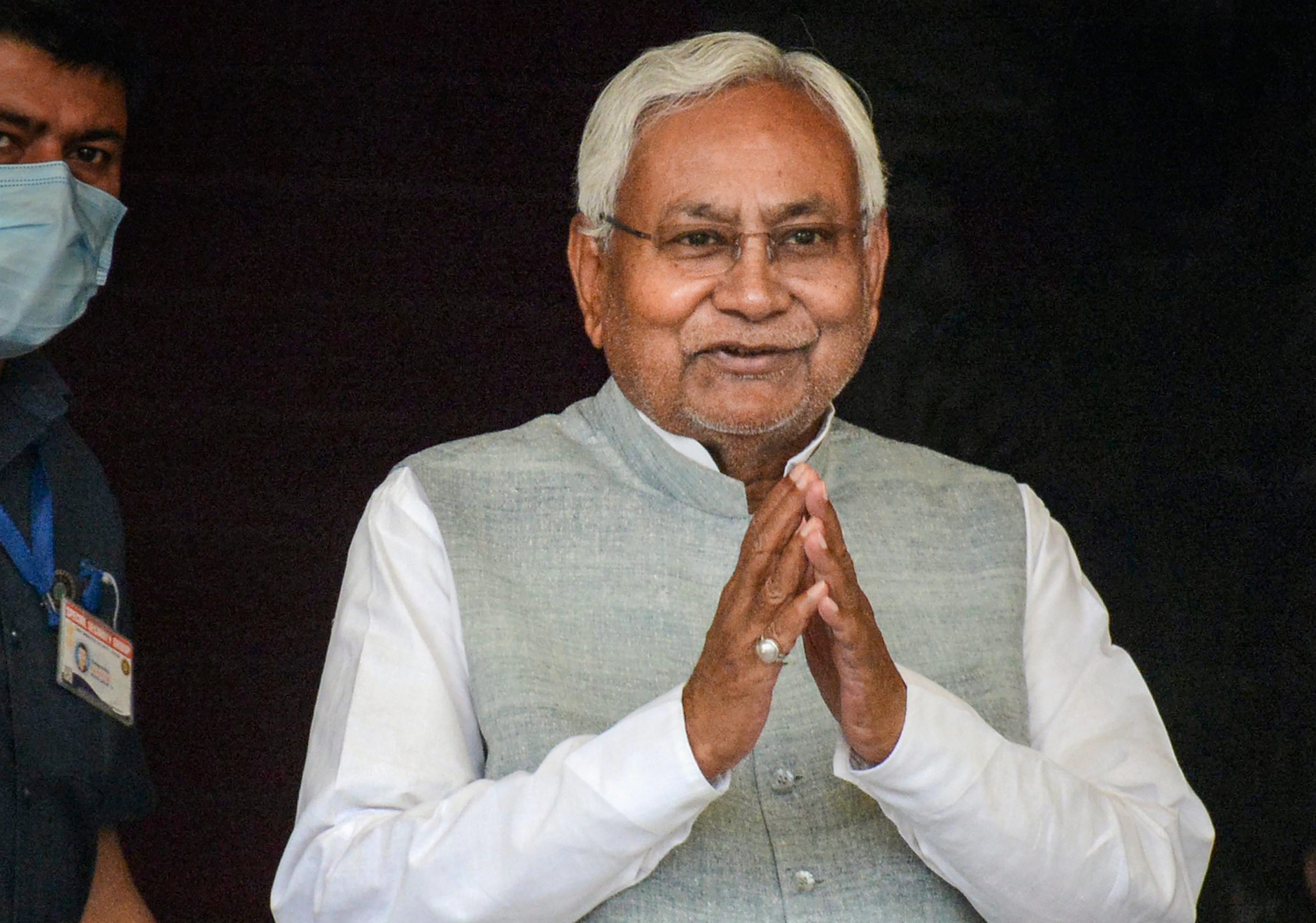 https://salarnews.in/public/uploads/images/newsimages/maannewsimage26012024_151002_nitish kumar.jpg